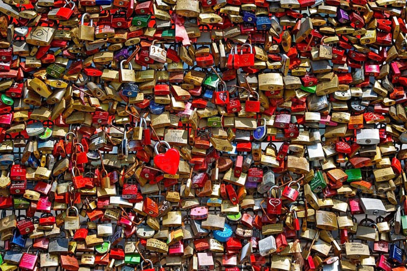 Love locks