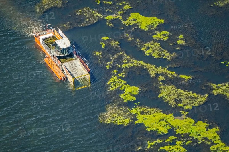 Mow ship on the Kemnader lake