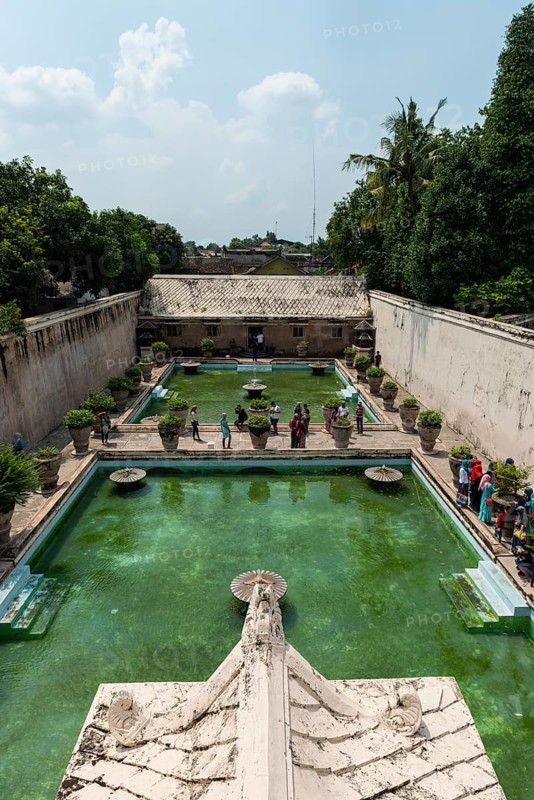 Fountains and pools