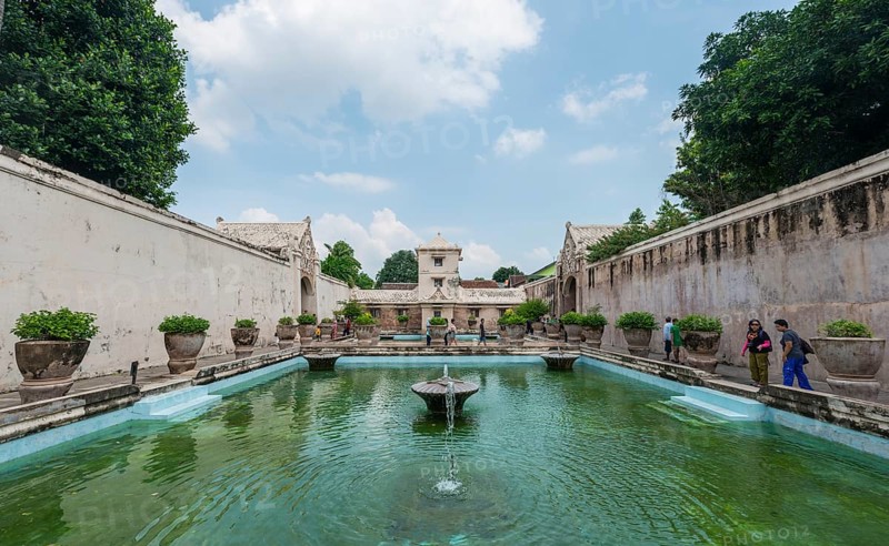 Fountains and pools