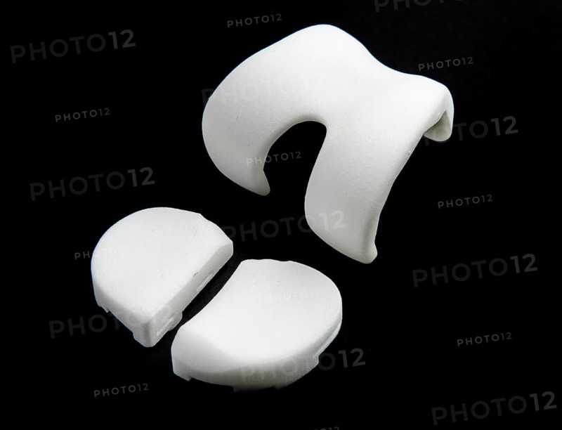 Knee prosthesis