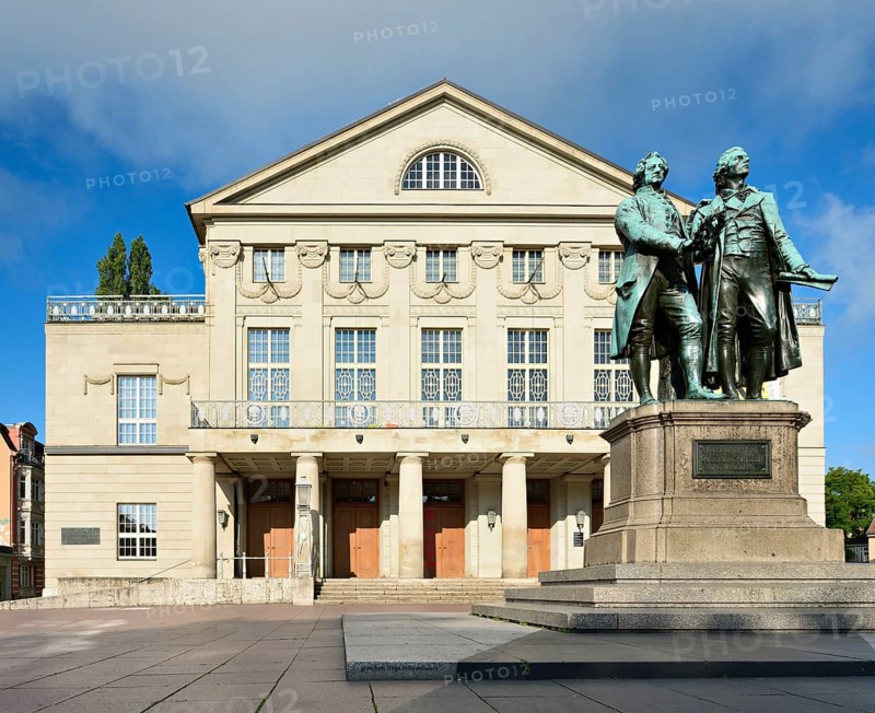 Goethe-Schiller-monument in front of the German national theater