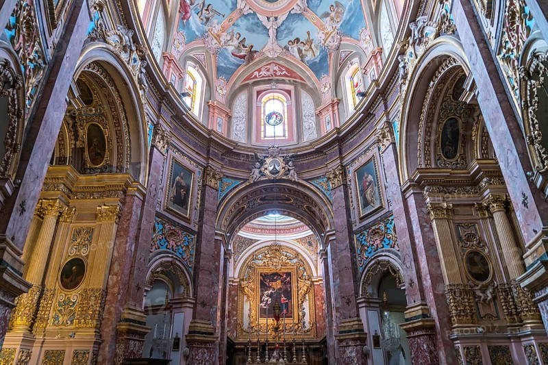 Altar room