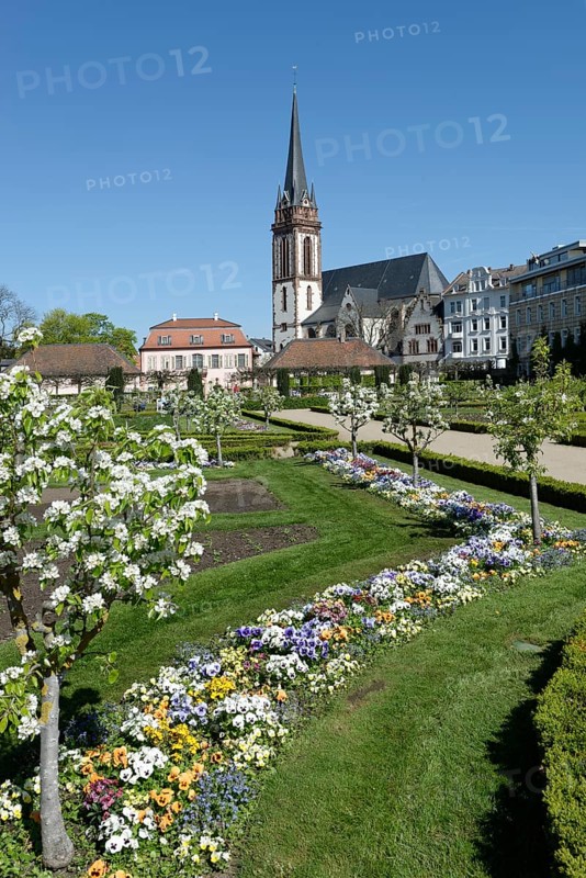 Prince George Garden and St. Elisabeth Church
