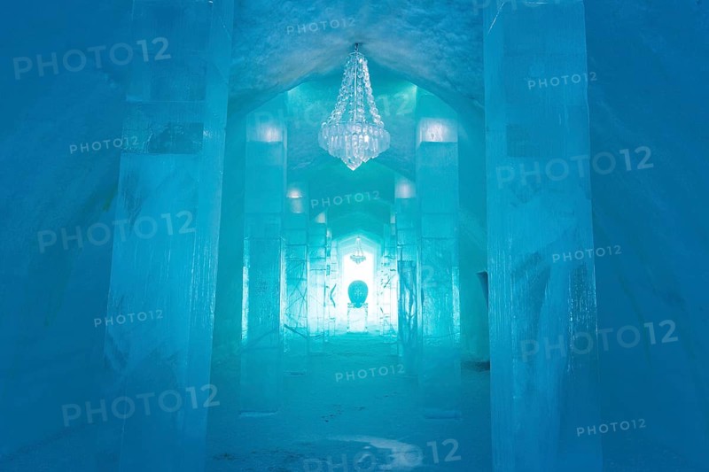 Entrance hall with sculpture and chandelier made of ice