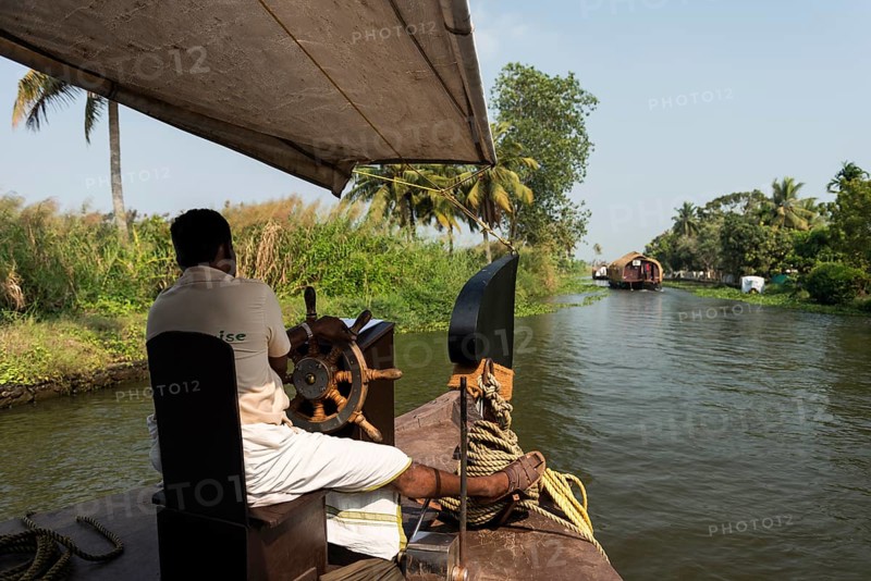 Boatman on kettuvallam