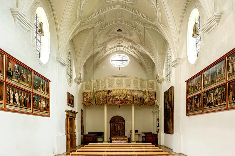 Interior with Wittelbacher grave