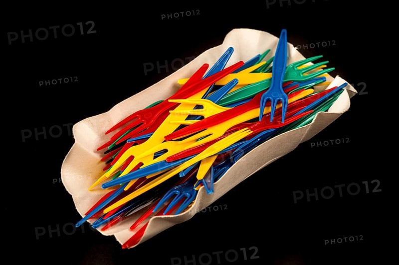 Plastic cutlery