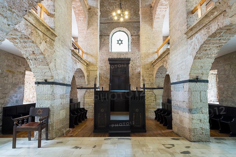 Interior of the Old Sepharad Synagogue