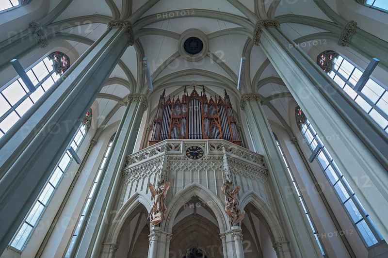 Organ loft