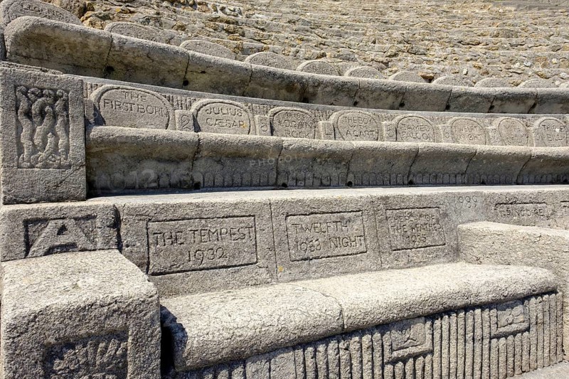 Inscribed seat backrests