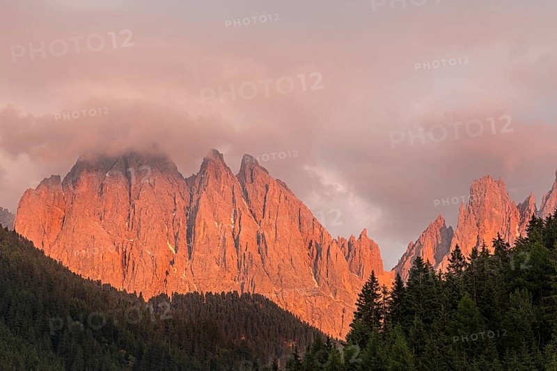 Geisl Massif in the Sunset