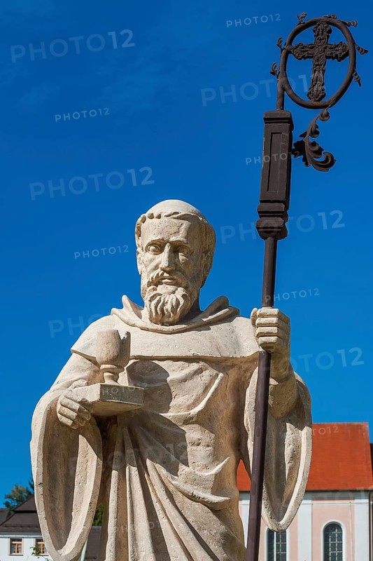 Fountain figure abbot Walto or Balto