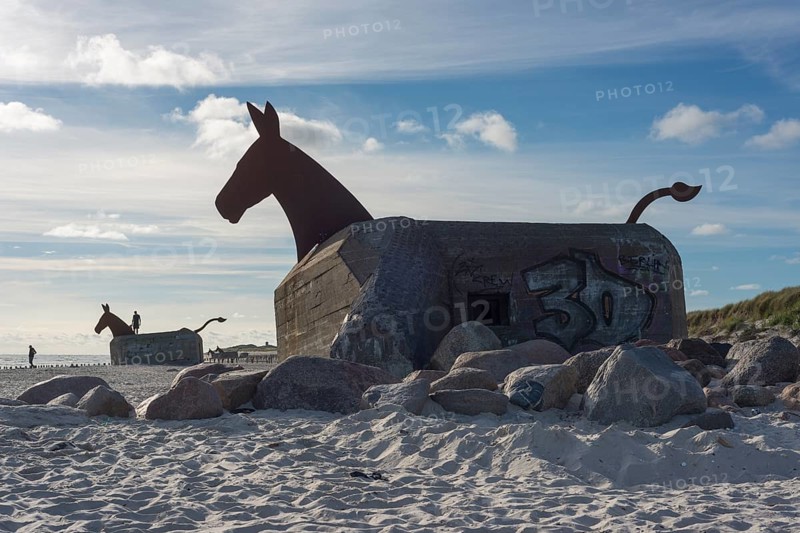 Bunker Mulies by Bill Woodrow