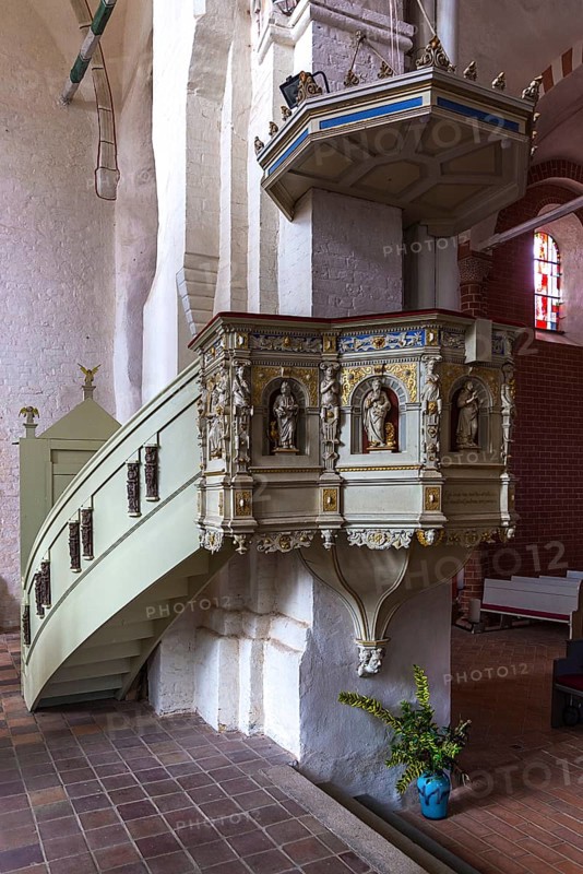 Wood-carved pulpit of the city church St. Jakob and St. Dionysius