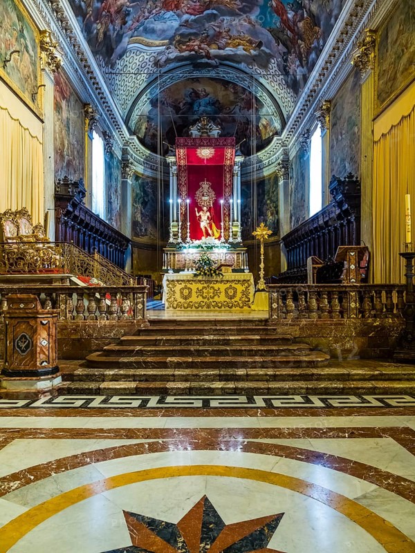 Chancel of Parrocchia Maria SS Church. Annunziata