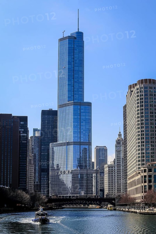 Chicago River with Trump Tower