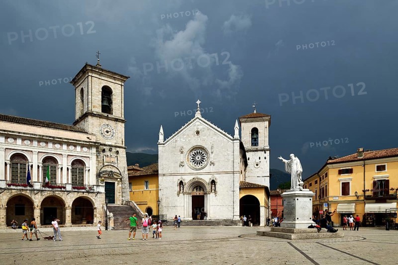 Palazzo Comunale Town Hall and Basilica di San Benedetto