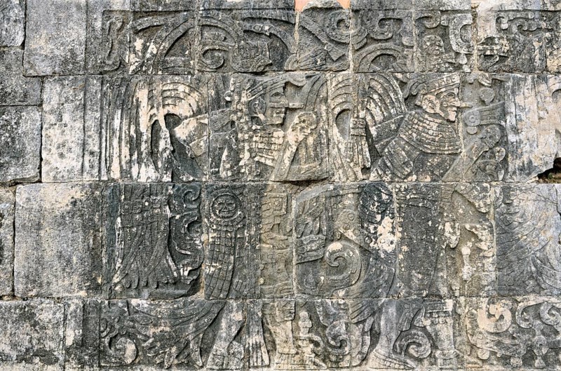 Bas-relief with human representations and symbols