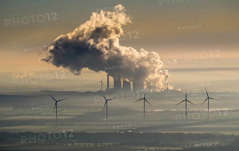 Smoke cloud from power plant Weisweiler