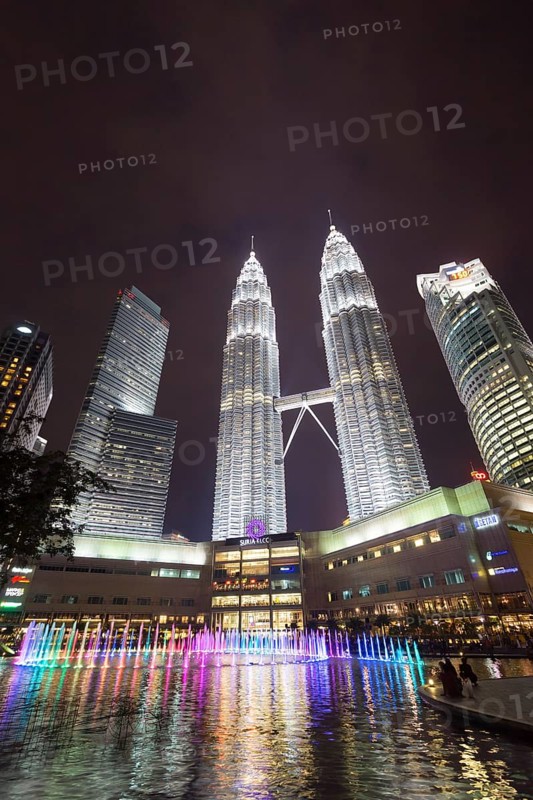 KLCC Lake Symphony Water Fountain Show