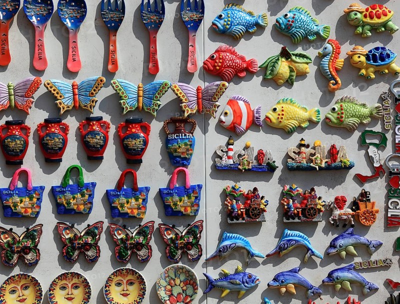 Small magnet boards as a souvenir