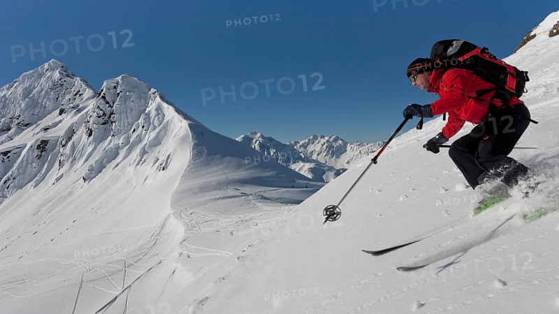Ski tour