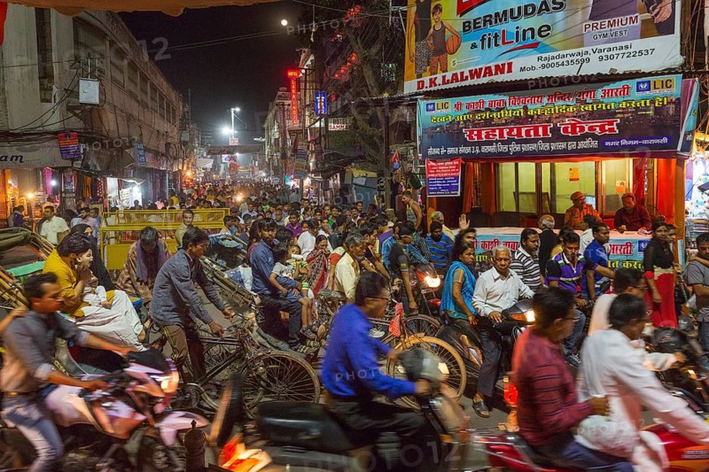 Street scene during rush hour