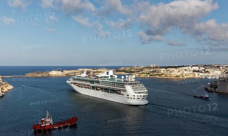 Cruise ship Legend of the Seas