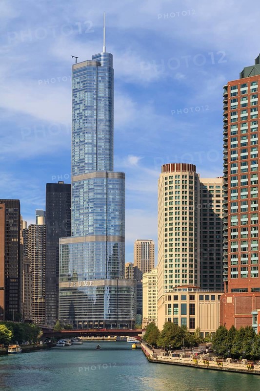 Chicago River with Trump Tower