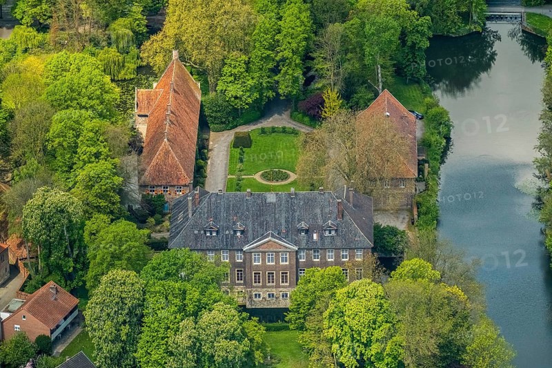 Castle Drensteinfurt at river Werse