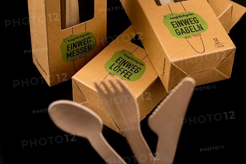 Disposable wooden cutlery