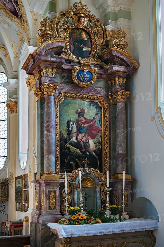 Side altar with portrait of Saint George