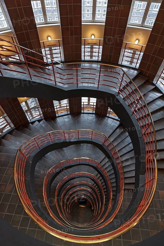 Round staircase in Kontor building Sprinkenhof