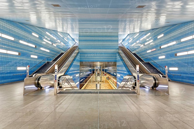 Uberseequartier U-Bahn station