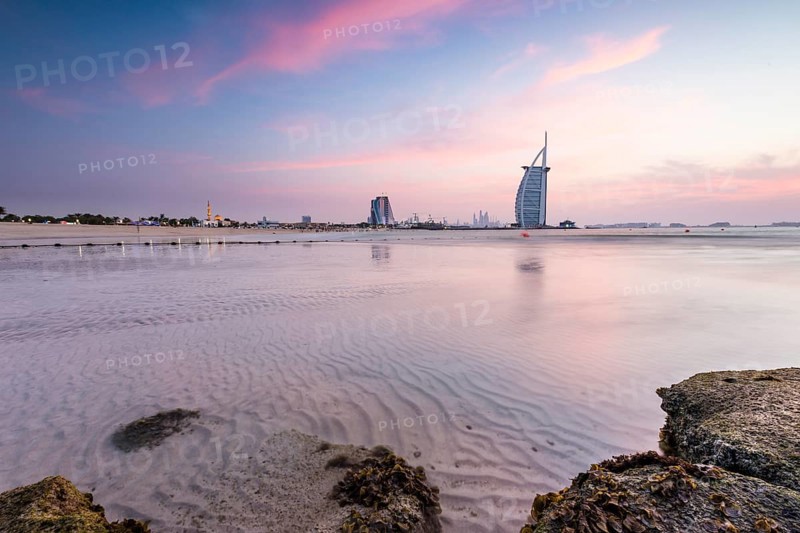 Luxury hotel Burj al Arab and Jumeirah Beach