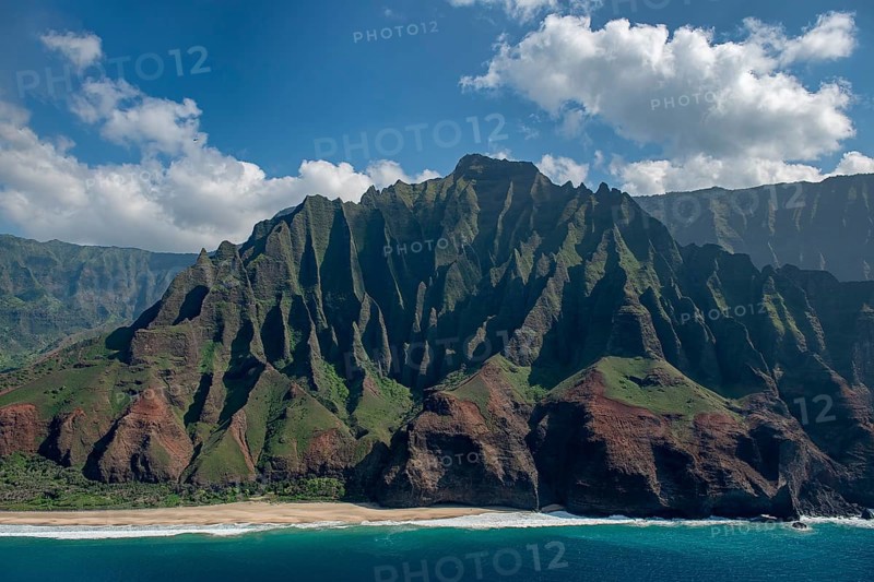 Rugged Na Pali coast