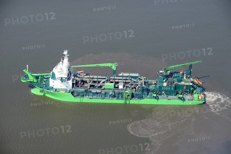 Suction dredger Scheldt River on the Elbe