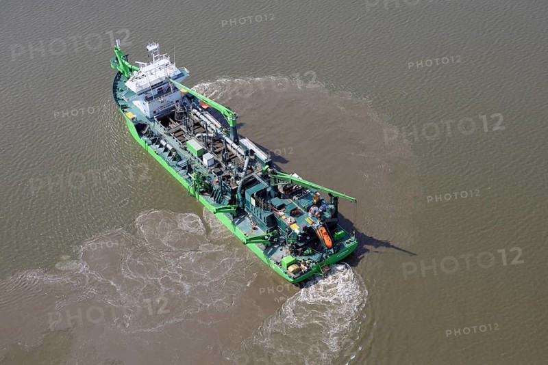 Suction dredger Scheldt River on the Elbe