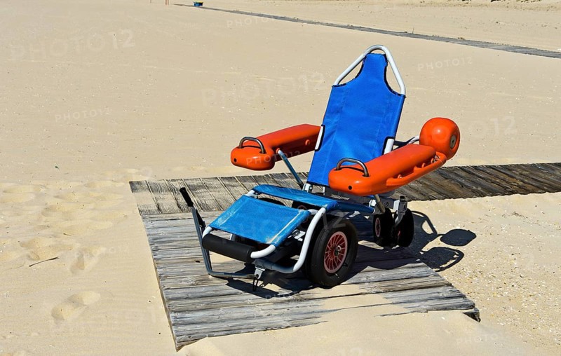 Amphibian vehicle