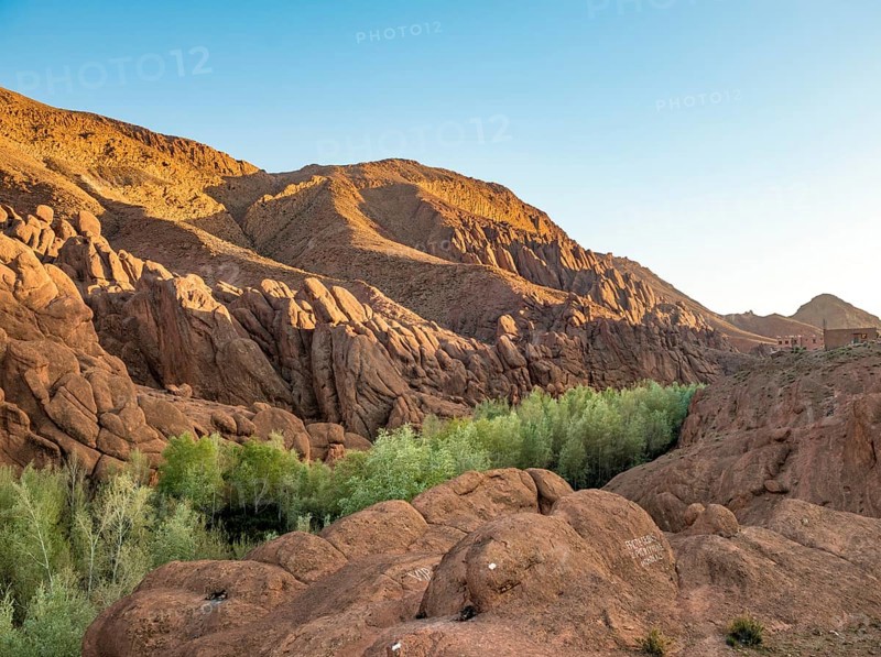 Pattes Des Singes Rock Formation