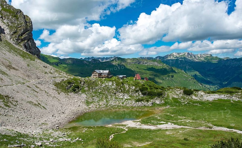 View of the mountain lake and Prinz-Luitpold-Haus