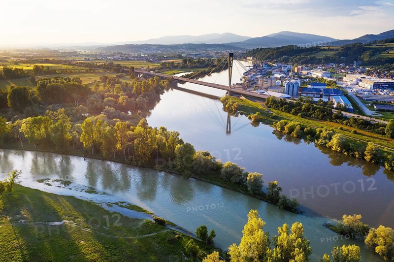 Estuary of the Isar into the Danube