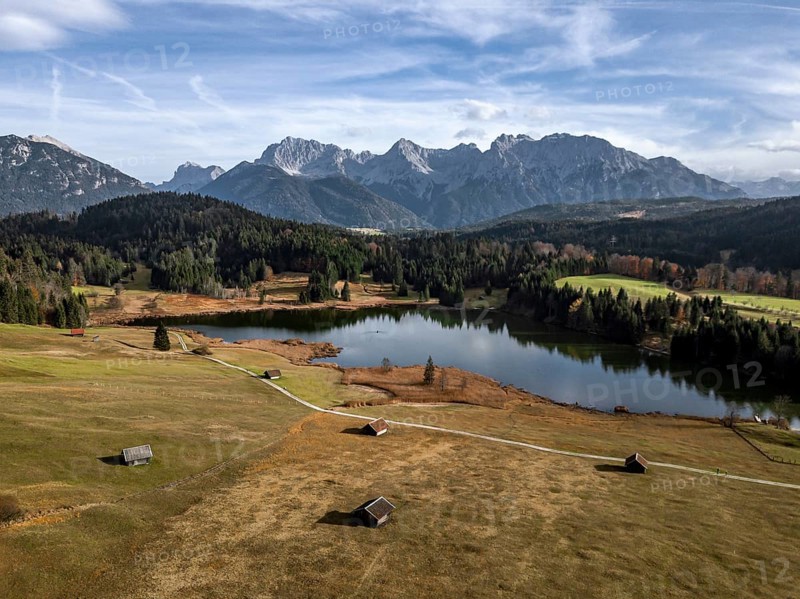 Lake Geroldsee in autumn off Karwendel Mountains