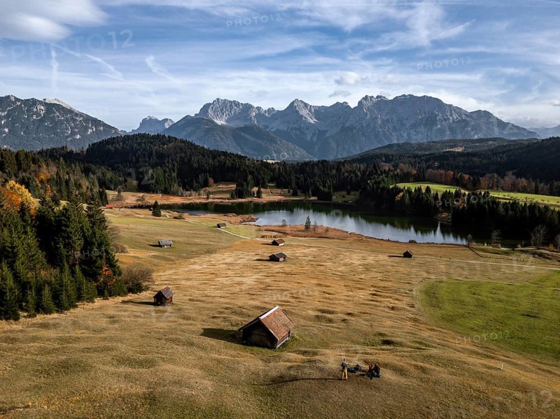 Lake Geroldsee in autumn off Karwendel Mountains