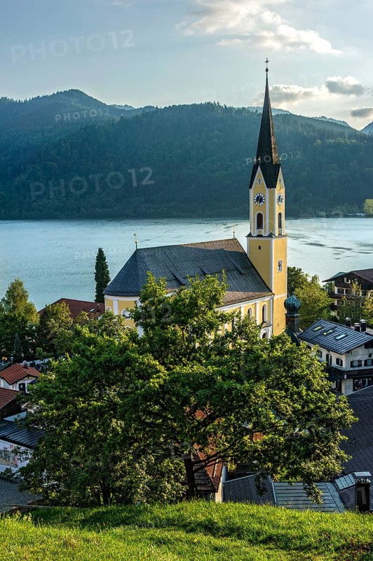 Church of St. Sixtus with view of the lake