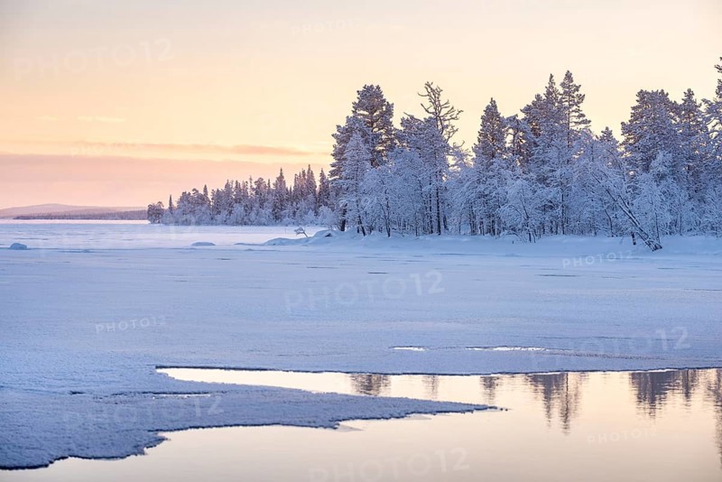 Winter evening mood at a lake
