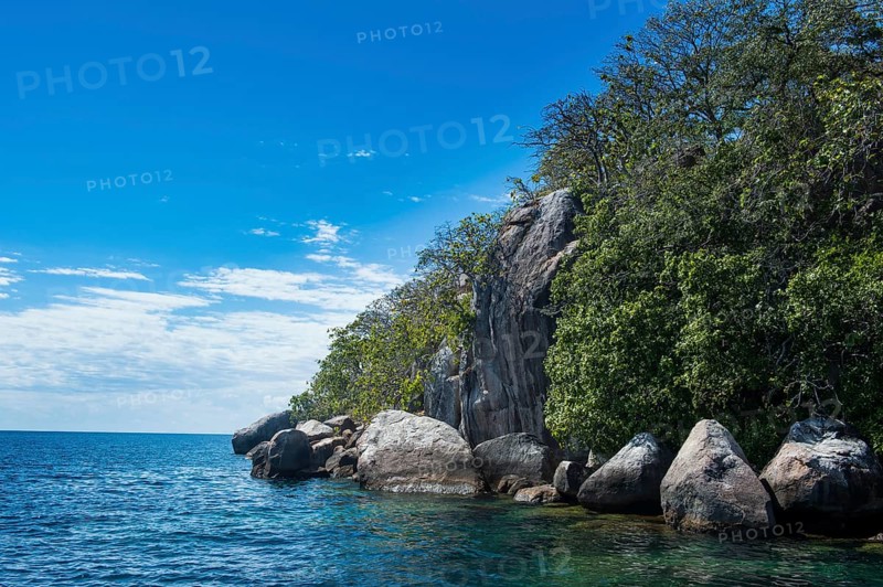Granite outcrops on Mumbo island