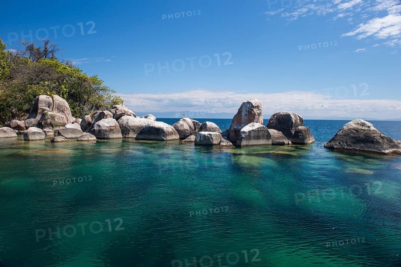 Turquoise clear water and granite rocks