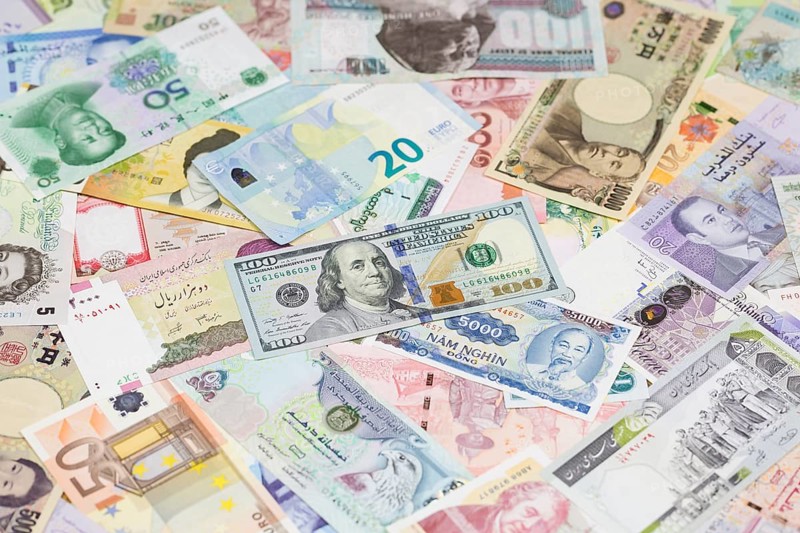 International banknotes